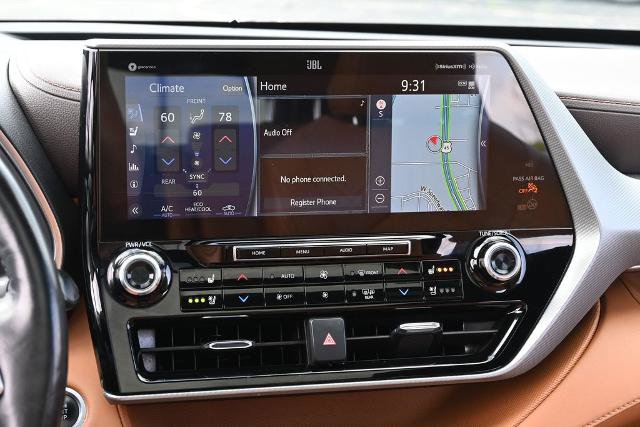 Used 2021 Toyota Highlander Platinum AWD/4WD image 31