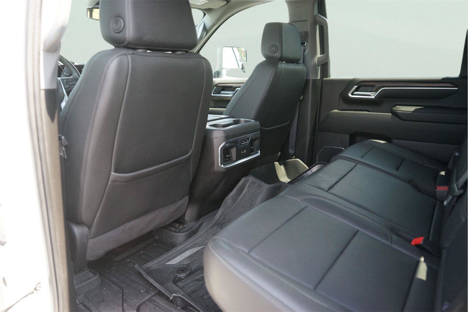 Used 2024 GMC Sierra 2500 SLT w/ Texas SLT Premium Package AWD/4WD image 12
