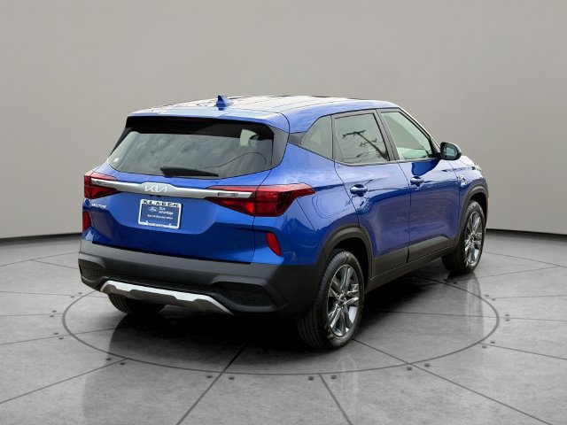 Used 2023 Kia Seltos LX AWD/4WD image 11