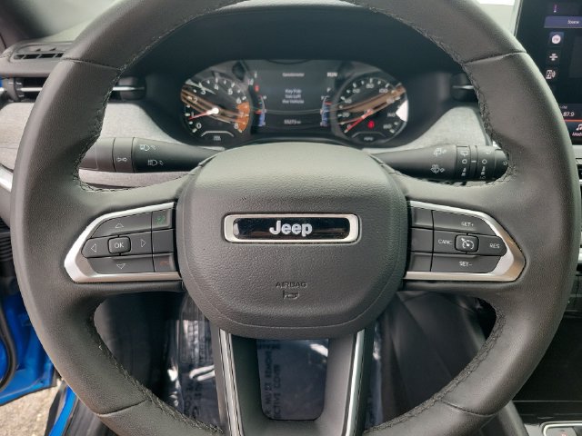 Used 2024 Jeep Compass Latitude AWD/4WD image 24