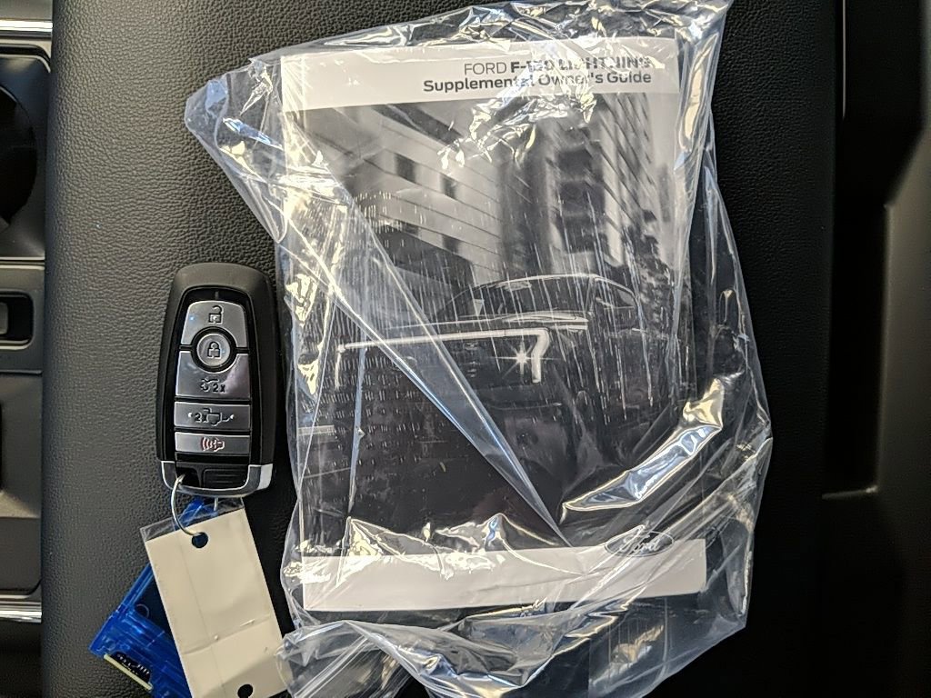 Certified 2022 Ford F150 Lightning Lariat image 29