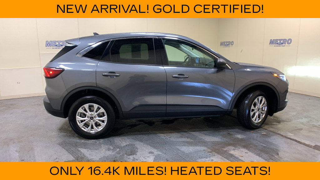 Certified 2023 Ford Escape Active AWD/4WD image 2