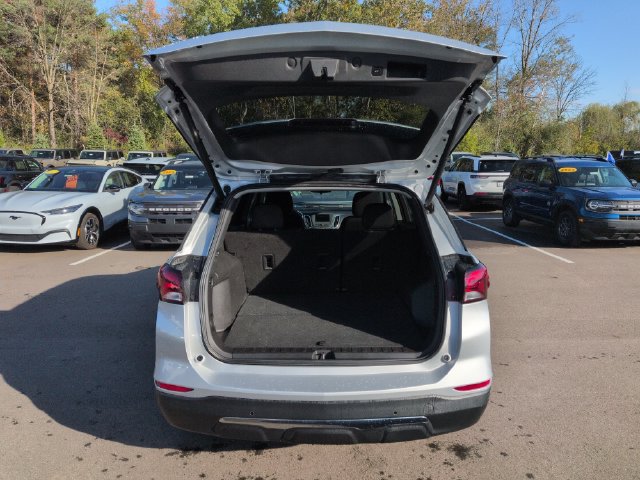 Used 2022 Chevrolet Equinox LT FWD image 18