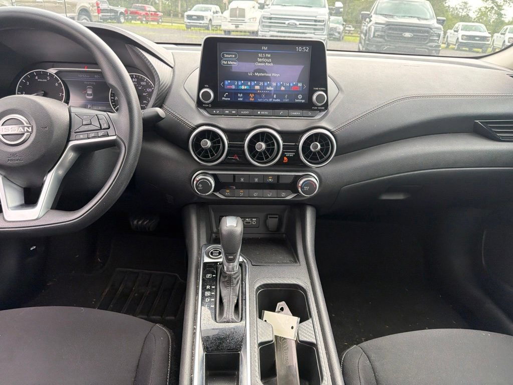 Used 2024 Nissan Sentra SV FWD image 15