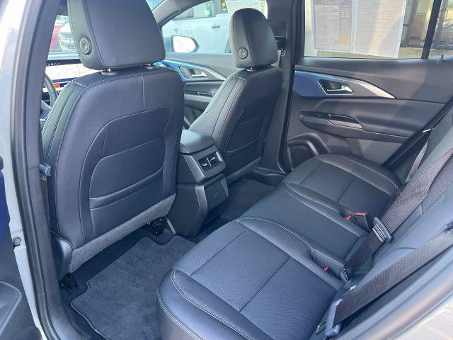 Used 2024 Chevrolet Equinox EV LT FWD image 18