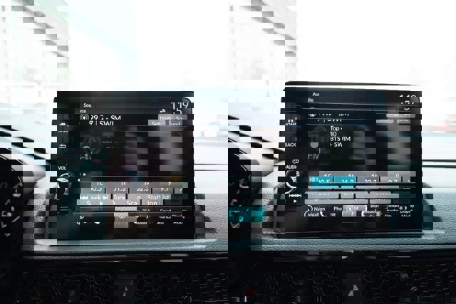 Used 2023 Honda CR-V Sport Touring image 18