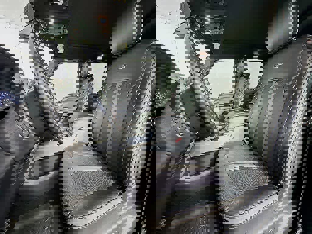 Certified 2018 Ford F350 Platinum w/ Platinum Ultimate Package image 12