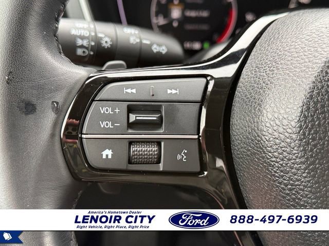 Used 2023 Honda Pilot Touring image 18