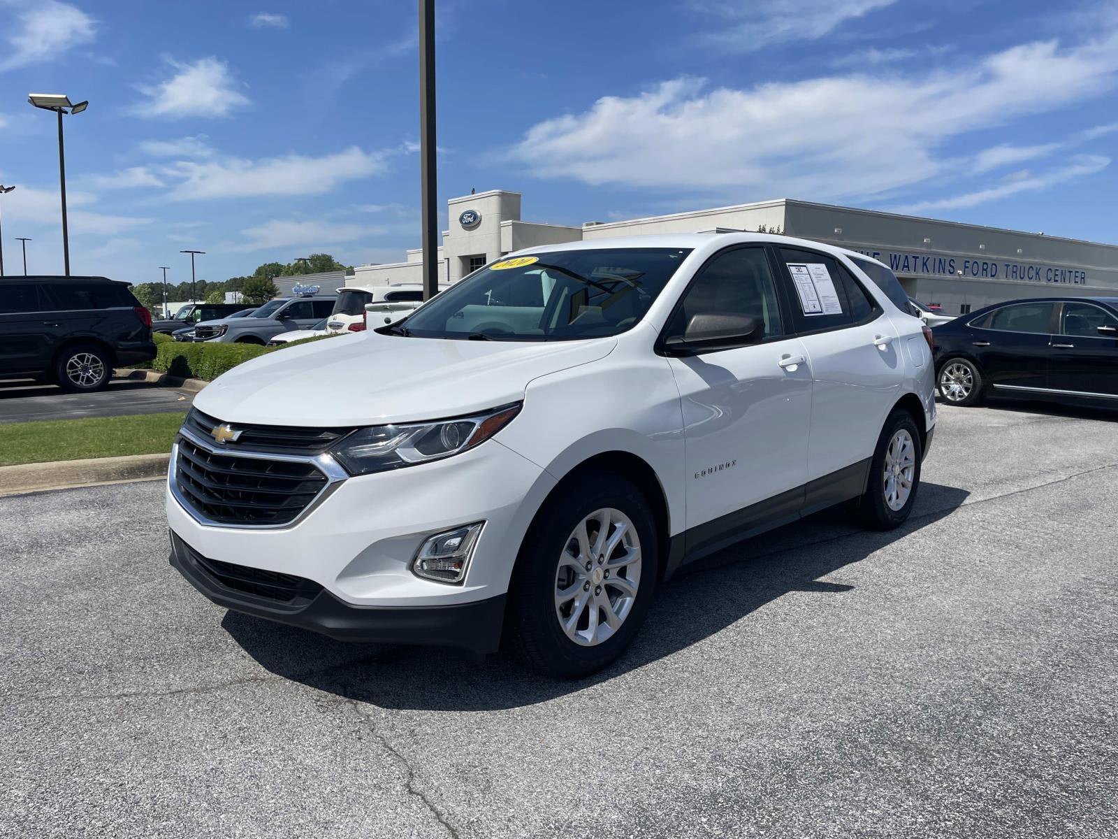 Used 2020 Chevrolet Equinox LS w/ LS Convenience Package FWD image 9