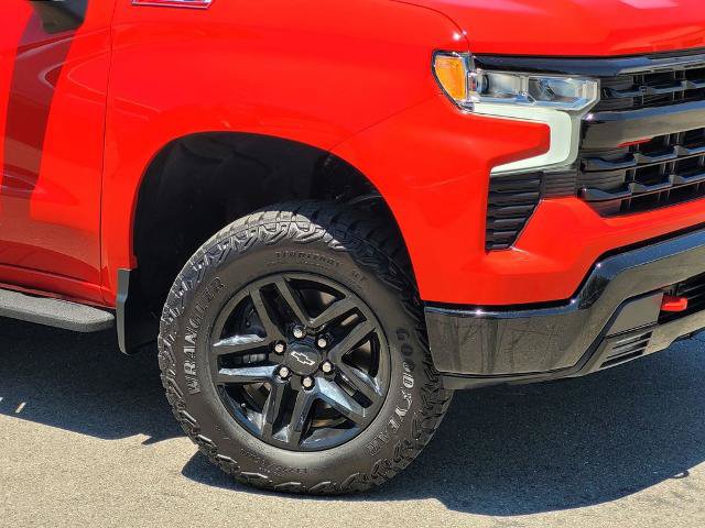 Used 2024 Chevrolet Silverado 1500 LT Trail Boss w/ Convenience Package II AWD/4WD image 9