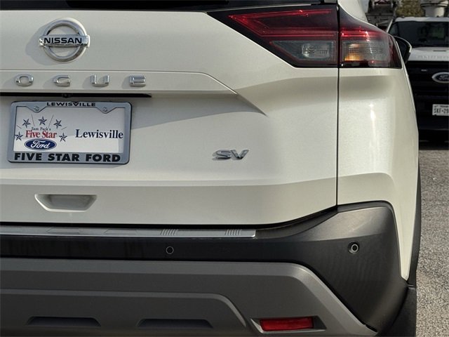 Used 2021 Nissan Rogue SV w/ Premium Package image 6