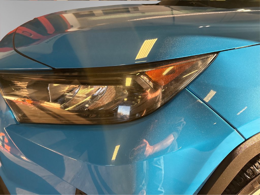Used 2019 Toyota RAV4 LE AWD/4WD image 21