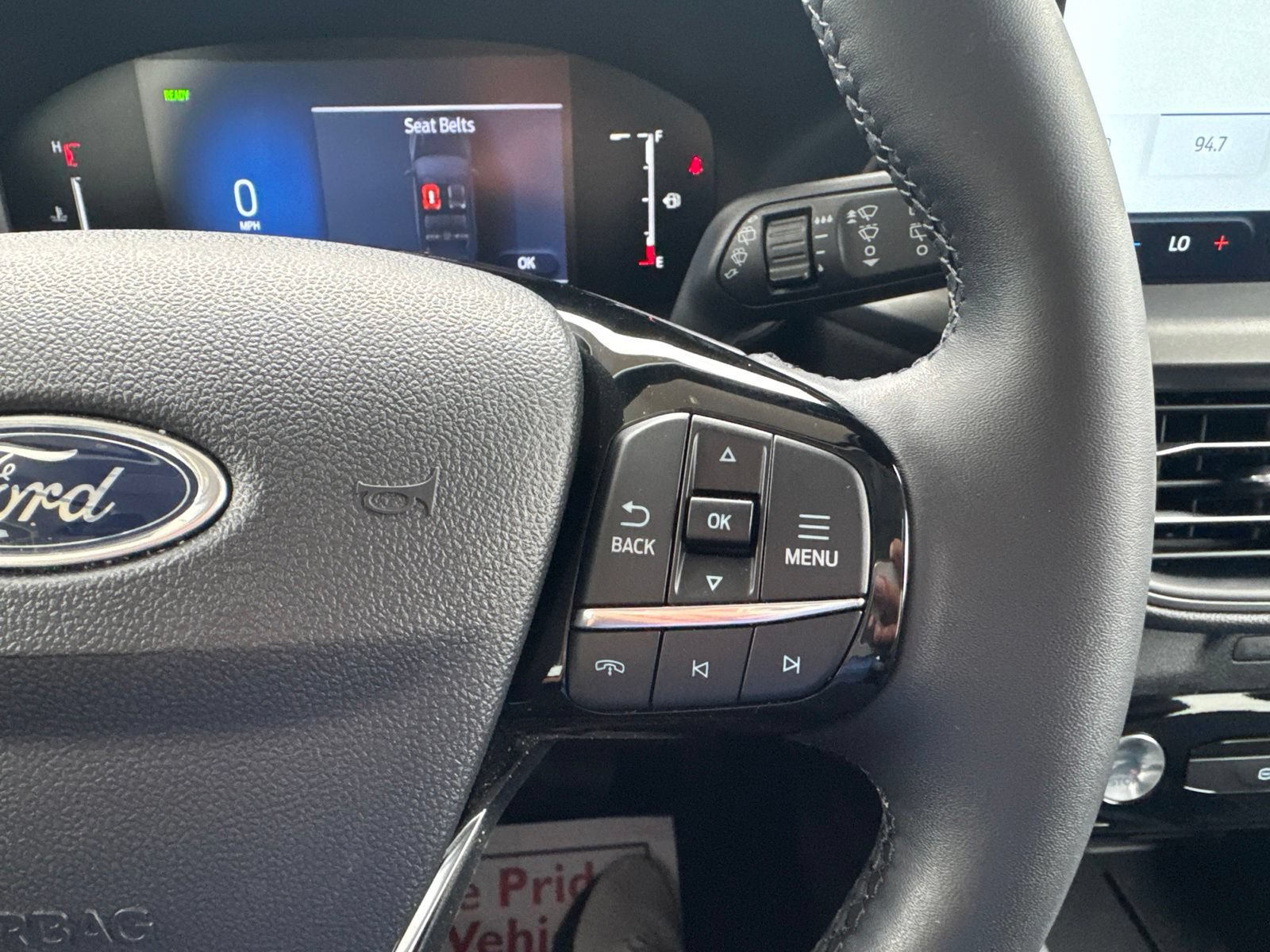Certified 2025 Ford Escape SE FWD image 30