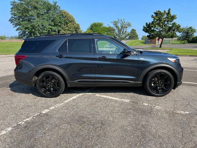 Certified 2022 Ford Explorer ST-Line w/ Class IV Trailer Tow Package AWD/4WD image 12