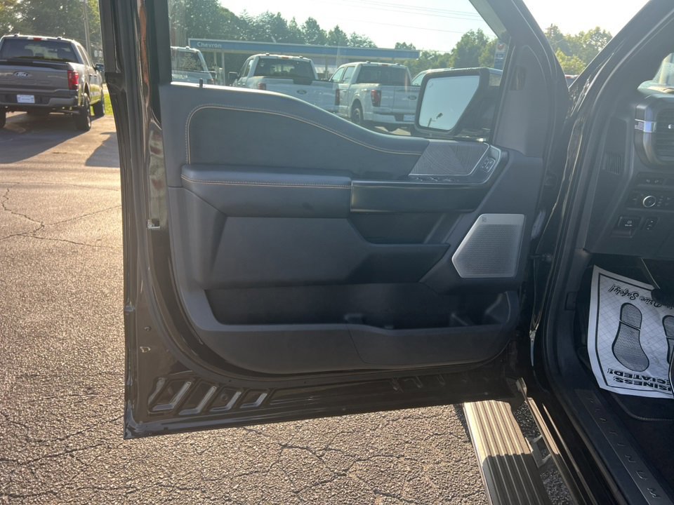 Certified 2022 Ford F150 Platinum w/ Equipment Group 701A High image 18