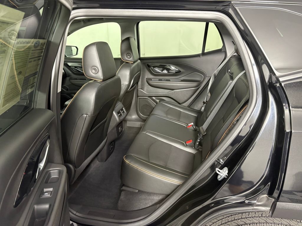 Used 2024 GMC Terrain AT4 w/ Infotainment Package II AWD/4WD image 29