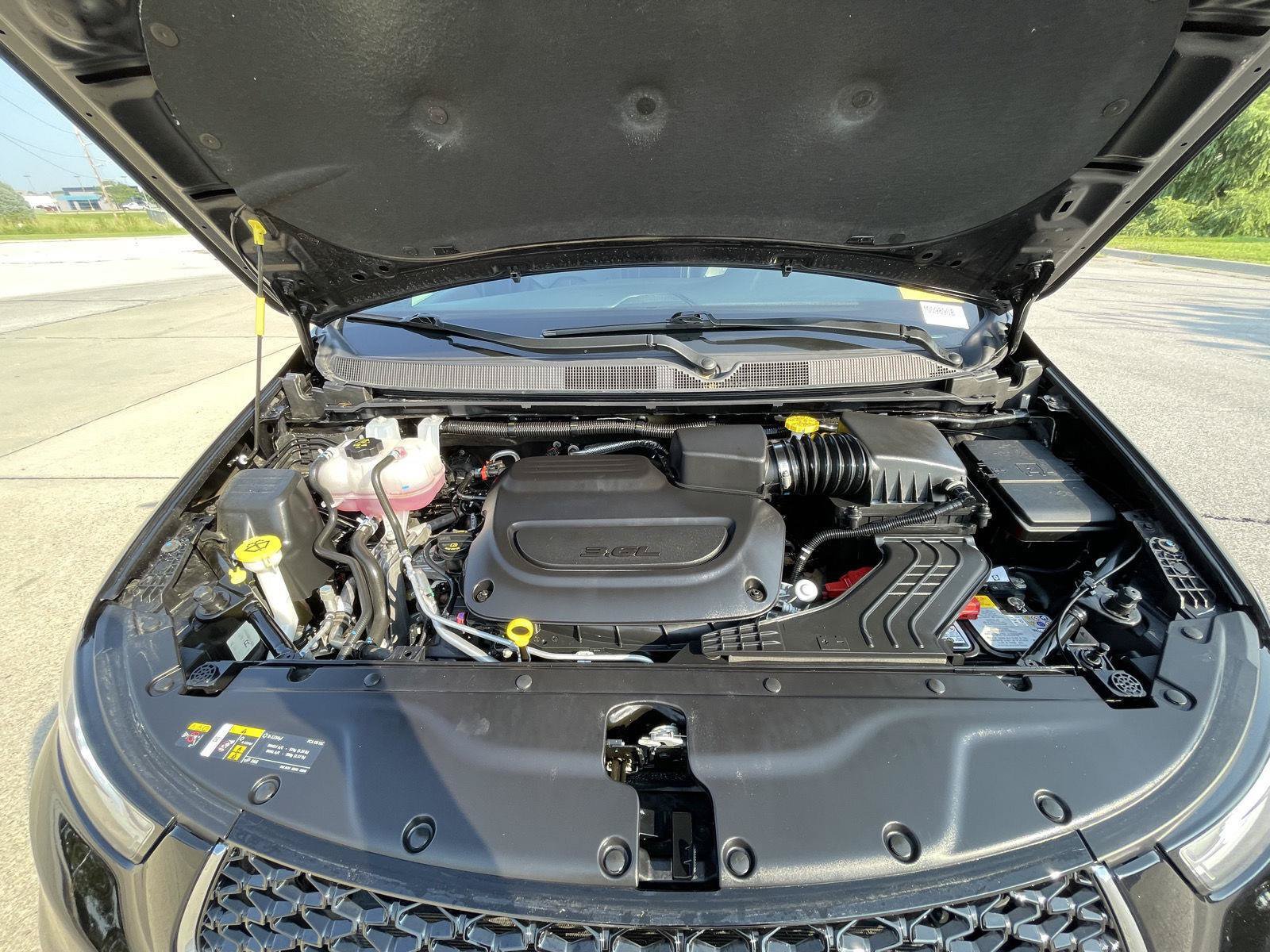 Used 2026 Chrysler Pacifica Select FWD image 35