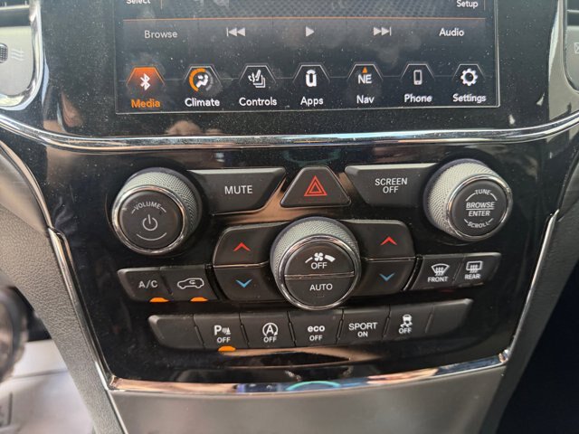 Used 2020 Jeep Grand Cherokee Altitude RWD image 30