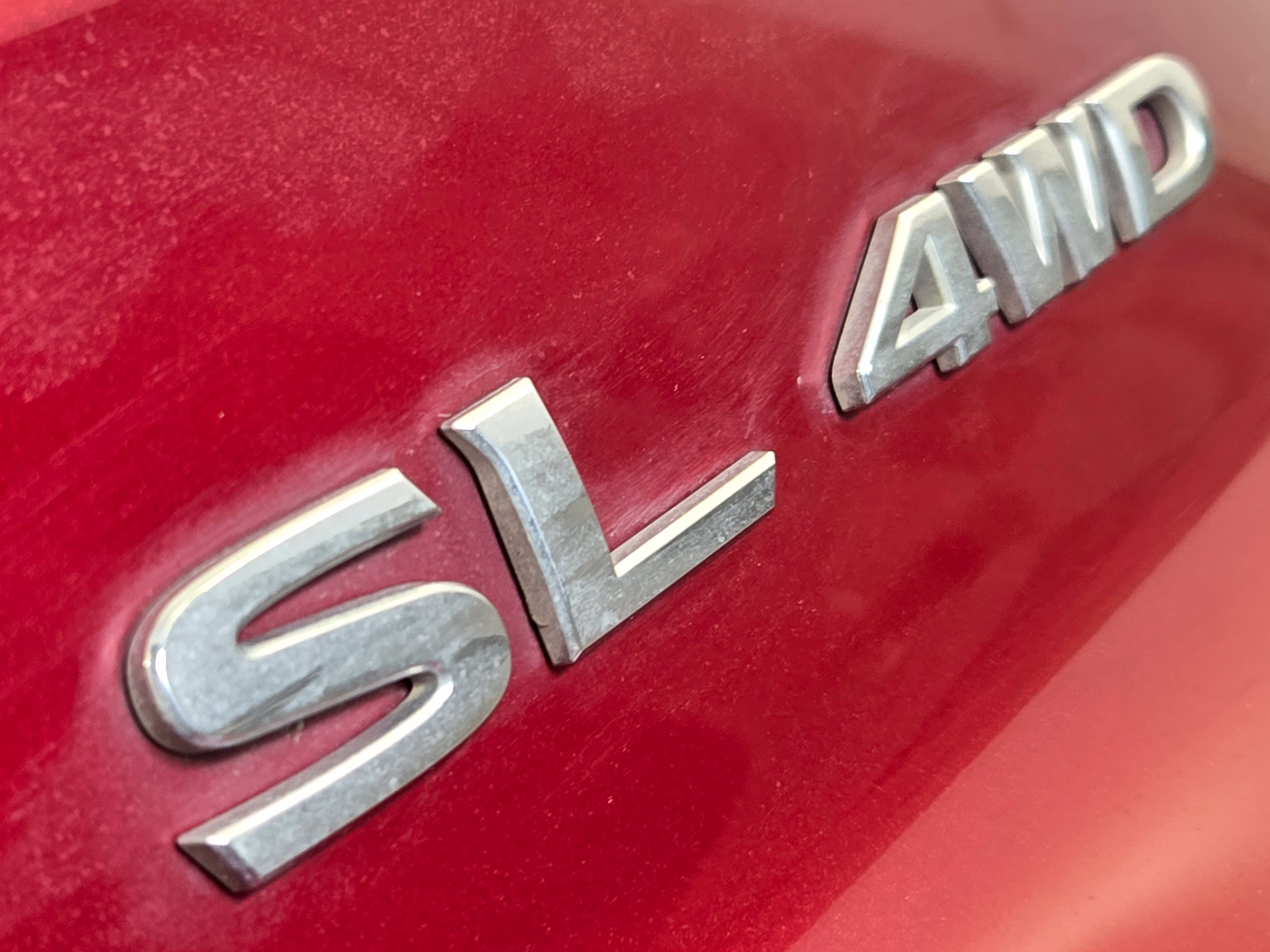 Used 2022 Nissan Pathfinder SL AWD/4WD image 13