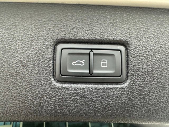 Used 2023 Audi Q7 2.0T Premium Plus w/ Premium Plus Package image 36