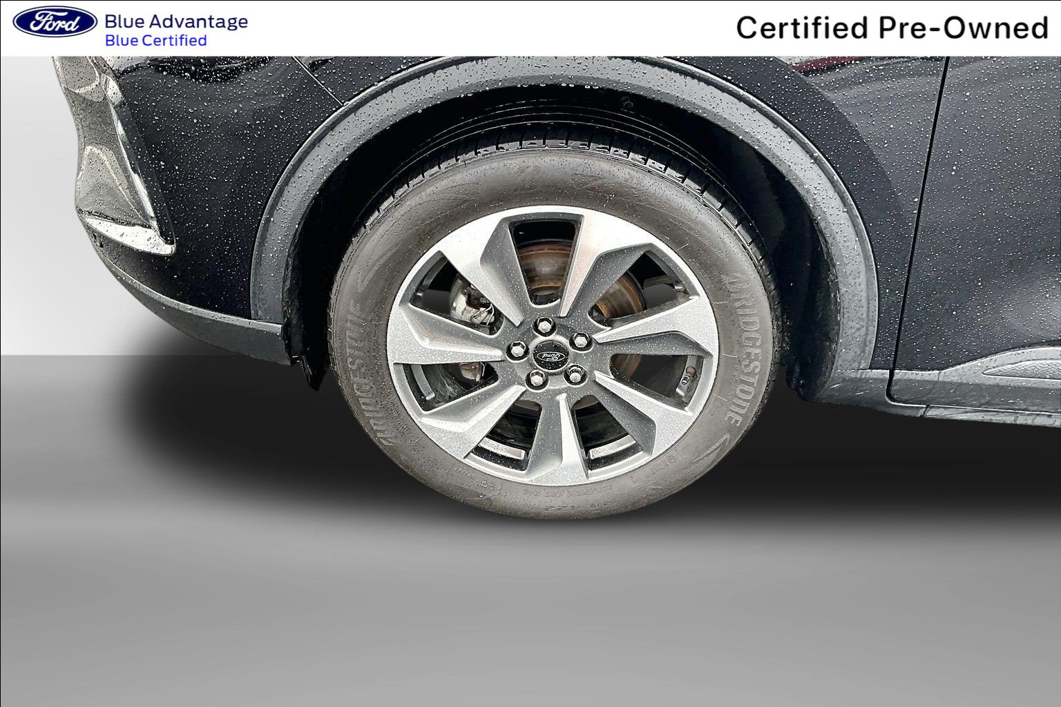 Certified 2023 Ford Escape Platinum AWD/4WD image 3