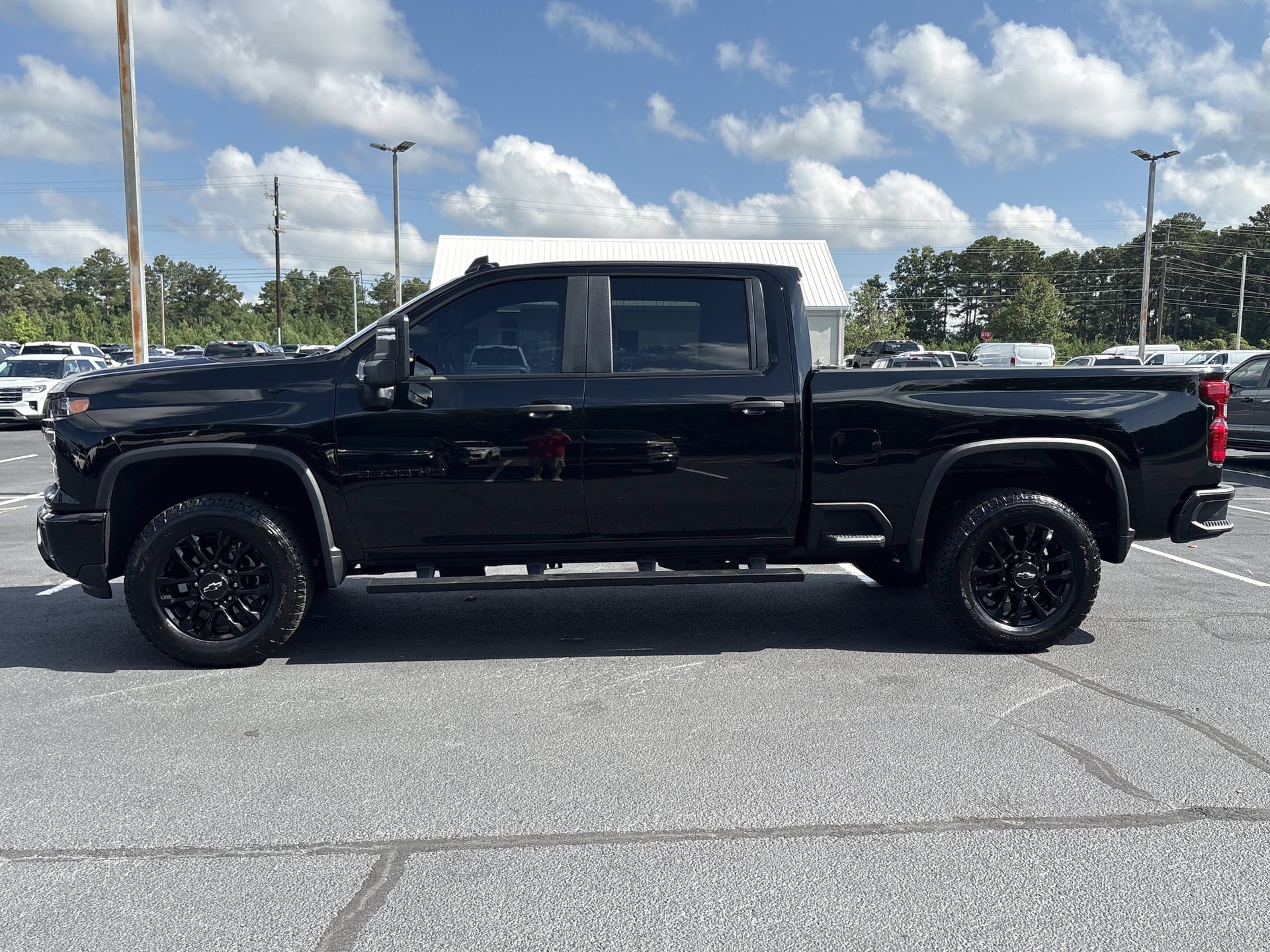Used 2025 Chevrolet Silverado 2500 Custom w/ Custom Value Package RWD image 18
