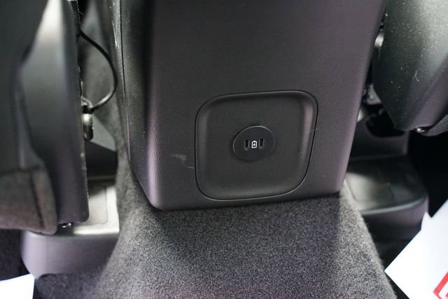 Certified 2025 Ford Escape Active image 9