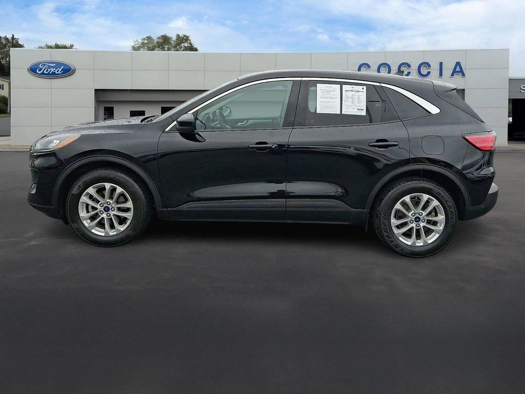 Certified 2020 Ford Escape SE image 2