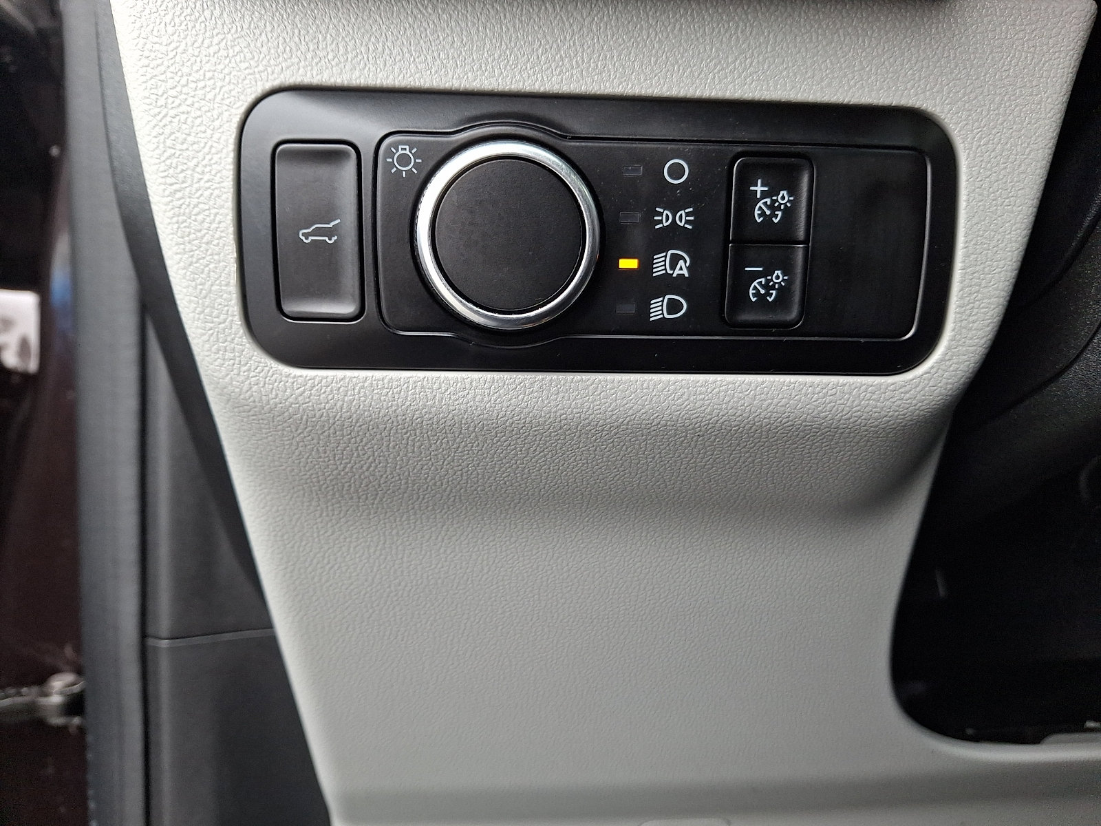Certified 2023 Ford Escape Active AWD/4WD image 25