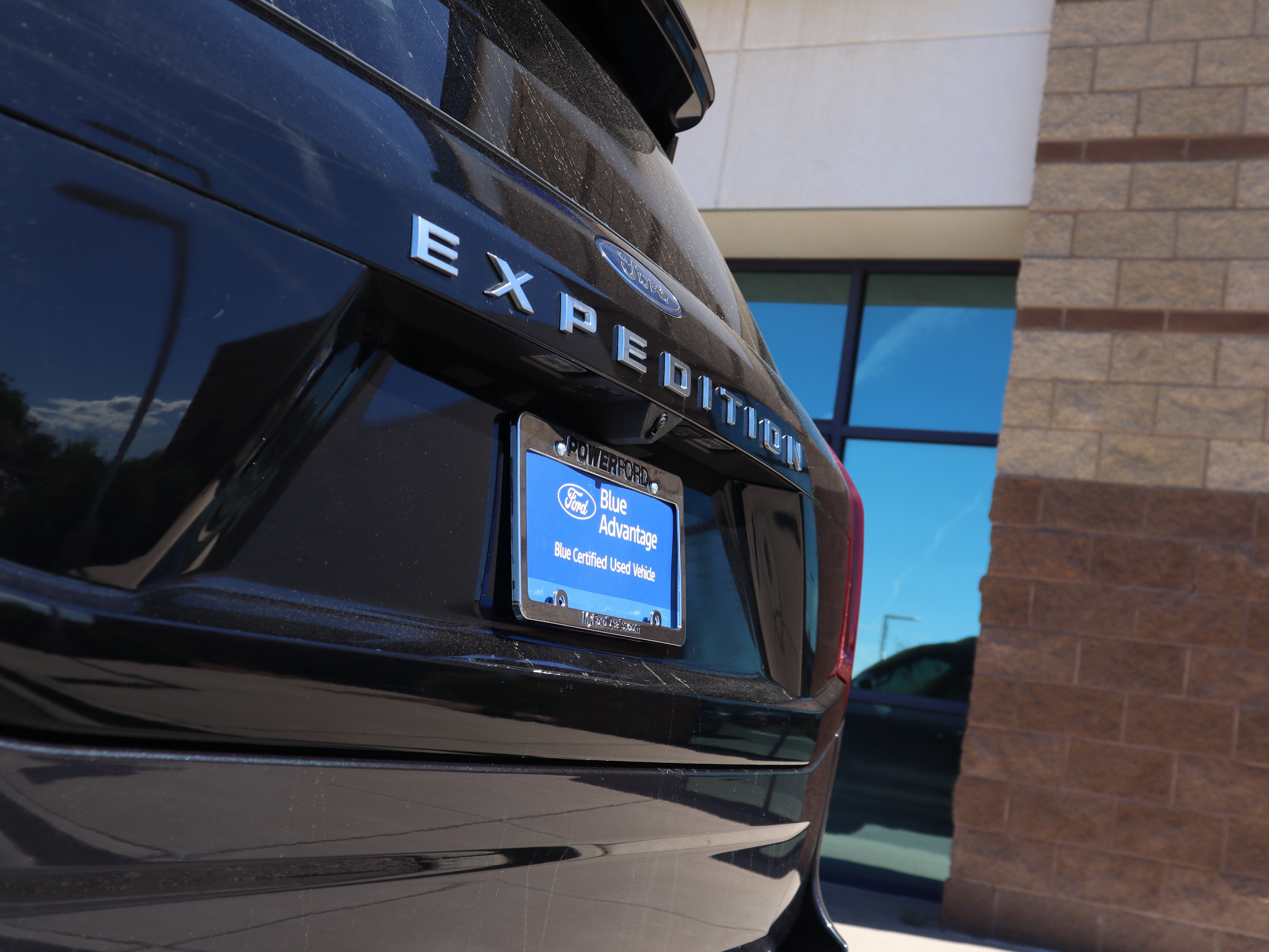 Certified 2025 Ford Expedition Active AWD/4WD image 19
