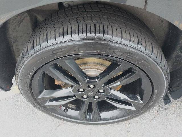 Certified 2024 Ford Edge ST w/ Equipment Group 401A AWD/4WD image 12