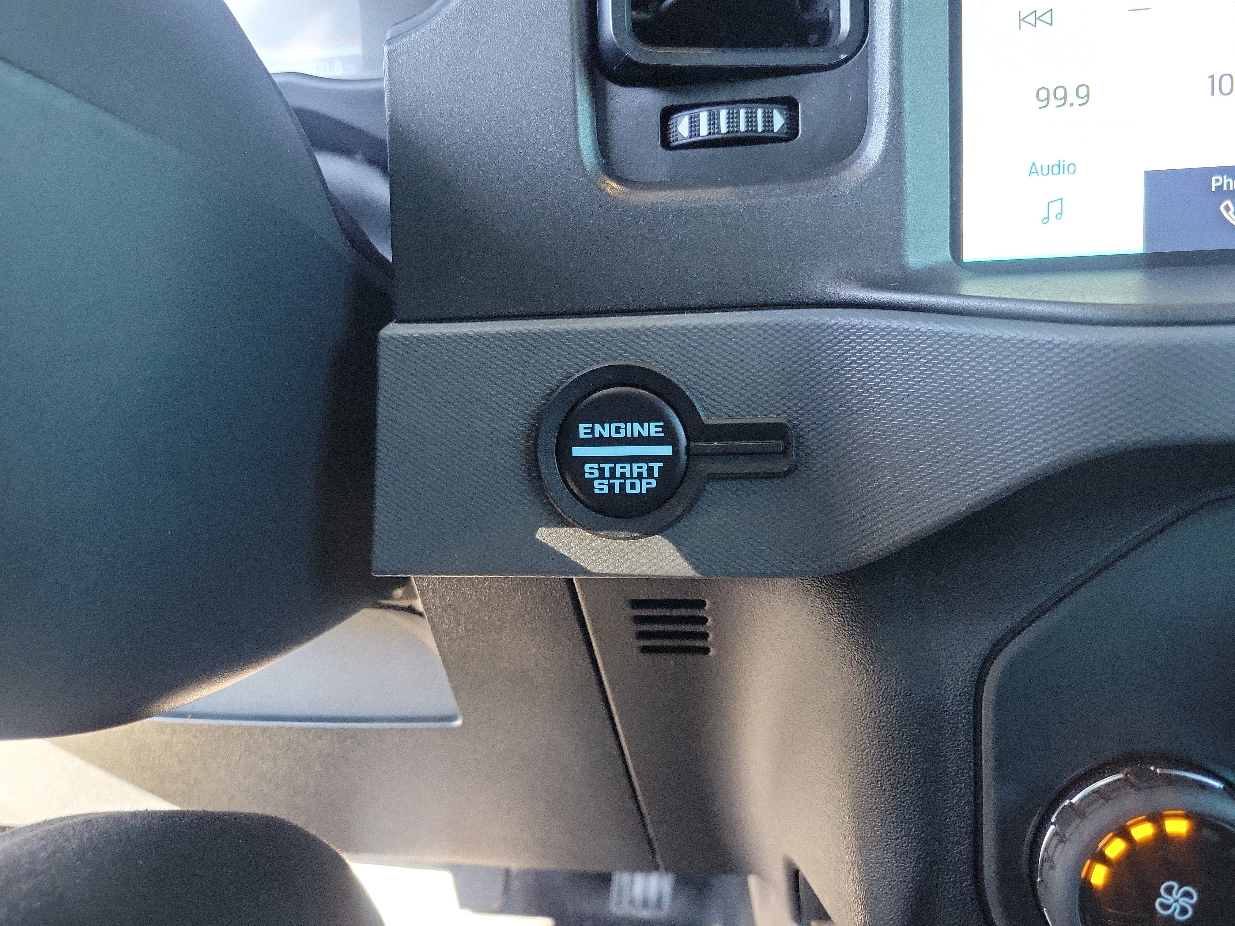 Certified 2024 Ford Bronco Big Bend image 18