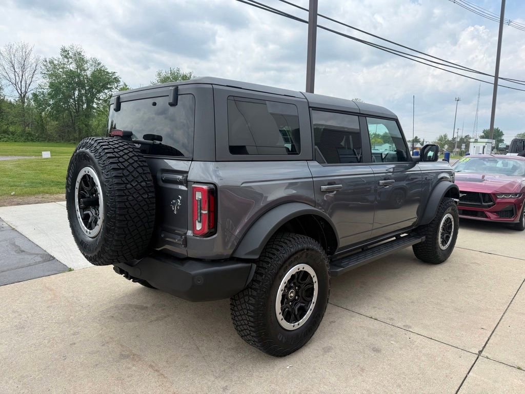 Certified 2022 Ford Bronco Outer Banks w/ Sasquatch Package AWD/4WD image 9
