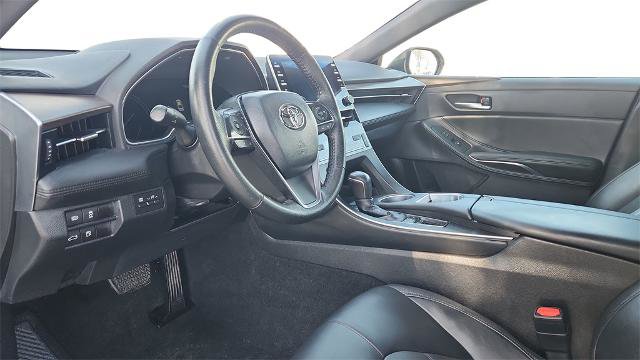 Used 2021 Toyota Avalon XLE w/ Moonroof Package image 9