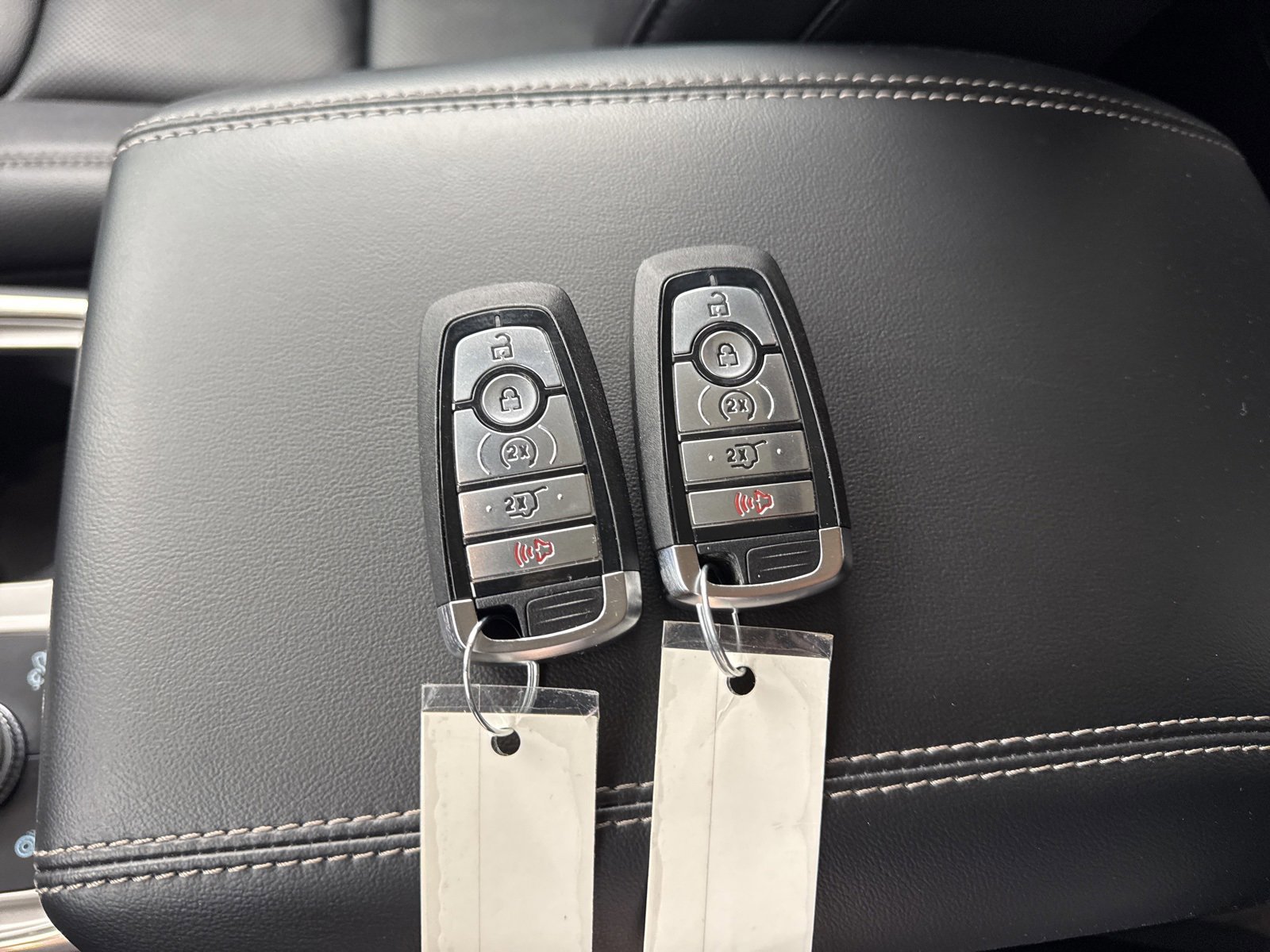 Certified 2022 Ford Explorer Limited w/ Equipment Group 301A image 38