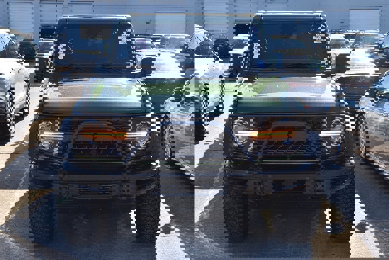 Certified 2023 Ford Bronco Wildtrak image 3