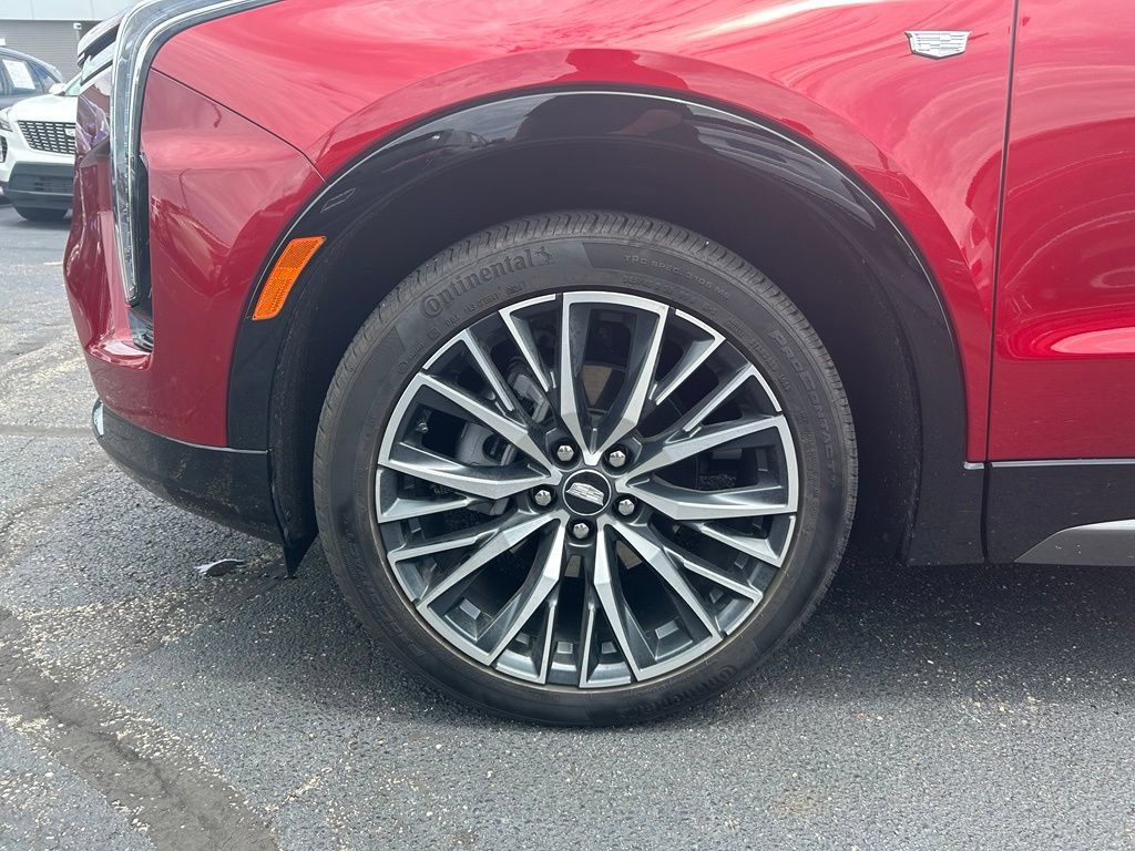 Used 2025 Cadillac XT4 Sport AWD/4WD image 12
