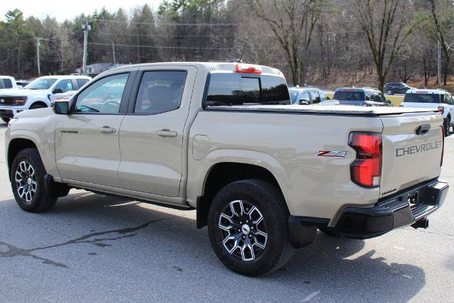 Used 2024 Chevrolet Colorado Z71 w/ Z71 Convenience Package 2 AWD/4WD image 7