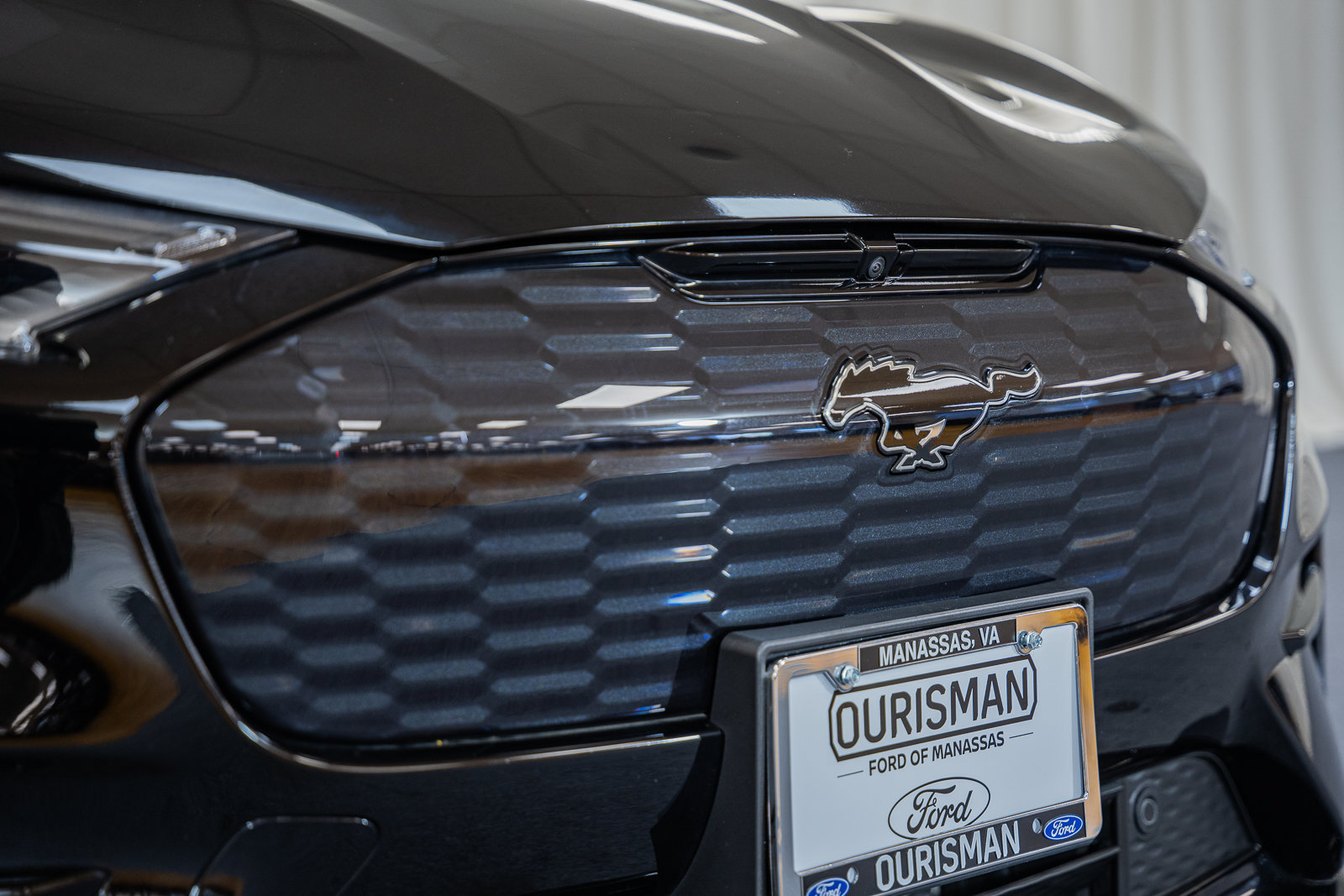 Certified 2023 Ford Mustang Mach-E GT AWD/4WD image 15