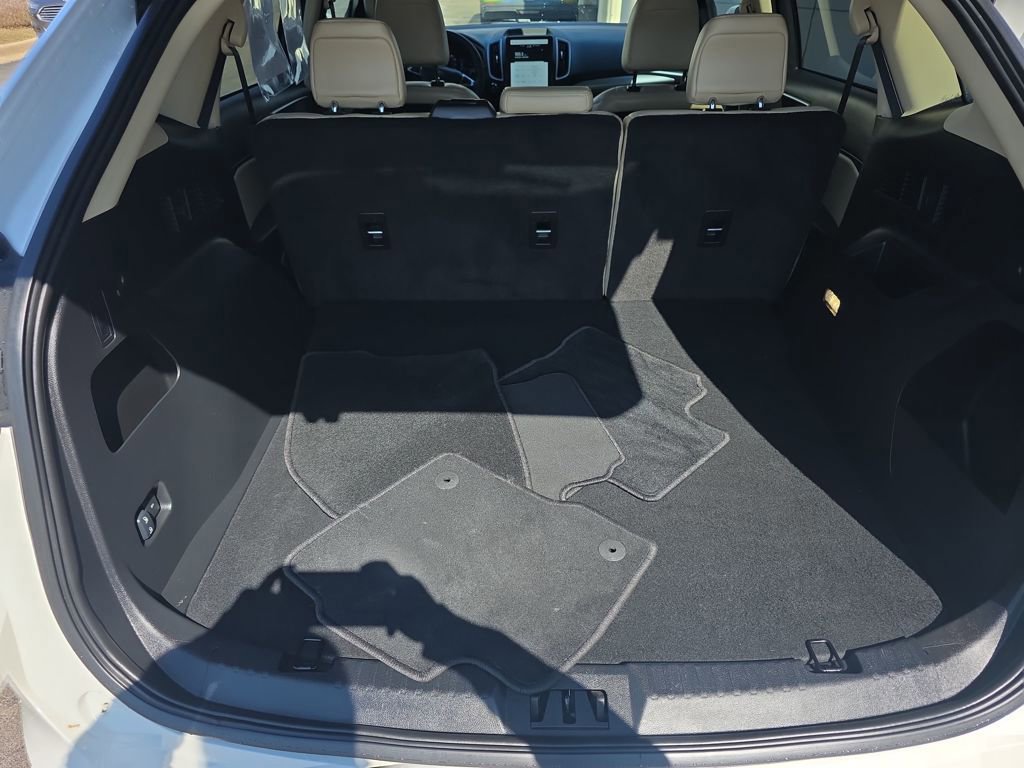 Certified 2024 Ford Edge SEL w/ Convenience Package image 12