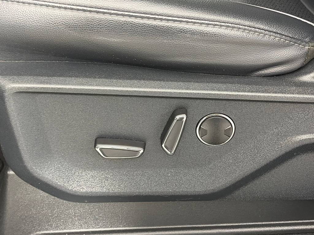 Certified 2025 Ford F150 Lariat w/ Equipment Group 502A High image 28