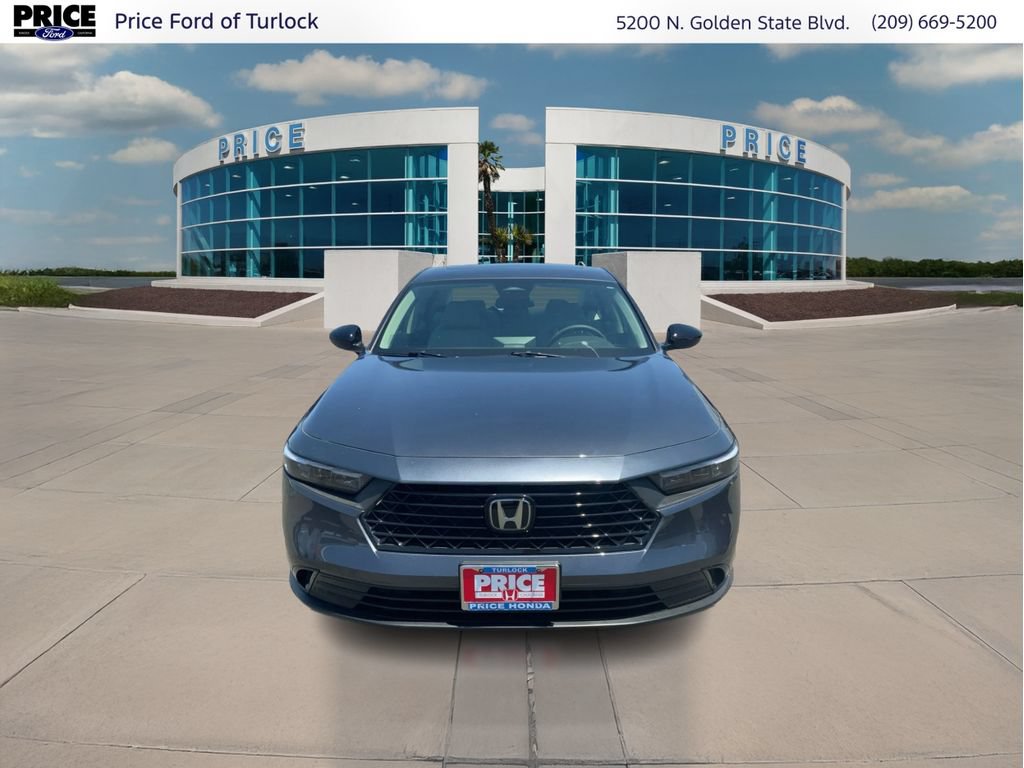 Used 2025 Honda Accord SE image 2