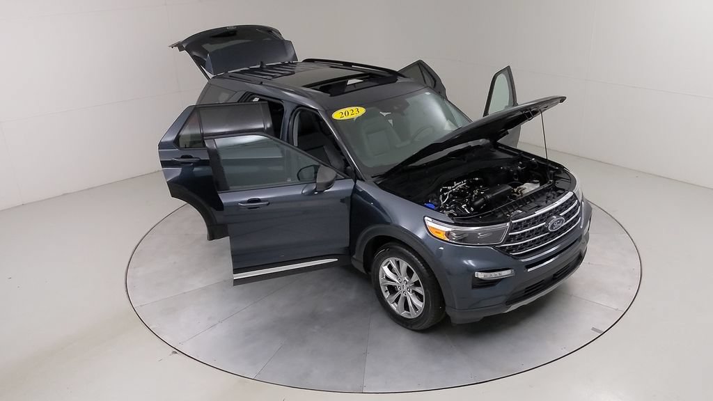 Certified 2023 Ford Explorer XLT w/ Equipment Group 202A AWD/4WD image 49