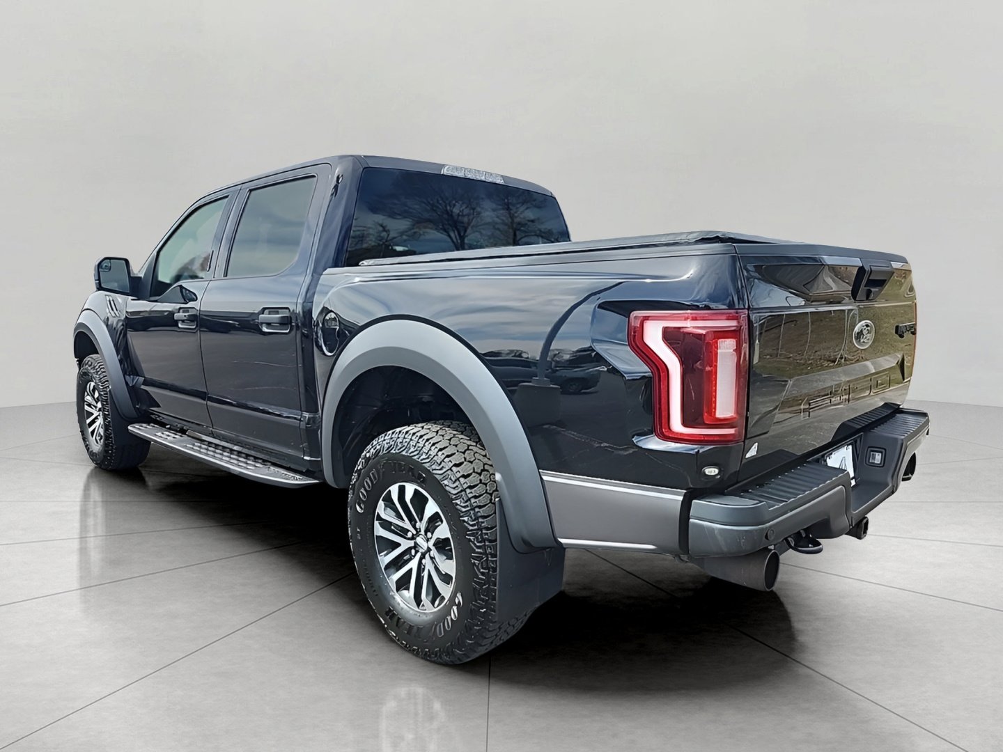 Certified 2019 Ford F150 Raptor image 9
