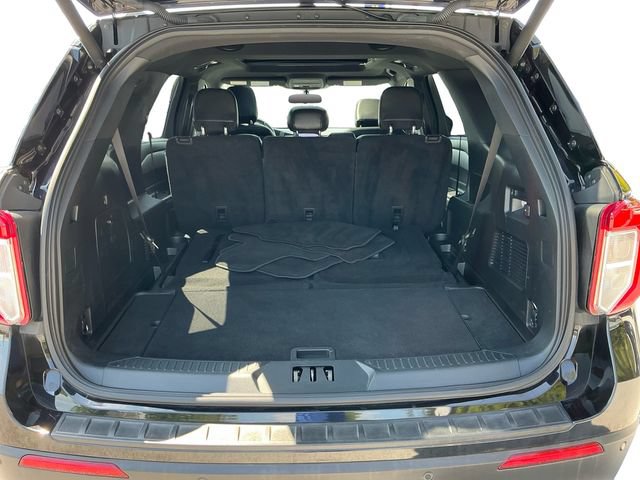 Certified 2020 Ford Explorer XLT w/ Equipment Group 202A AWD/4WD image 19