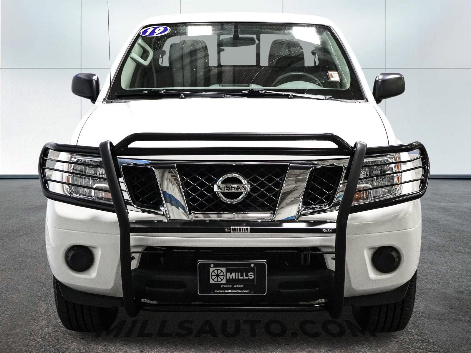 Used 2019 Nissan Frontier SV image 12