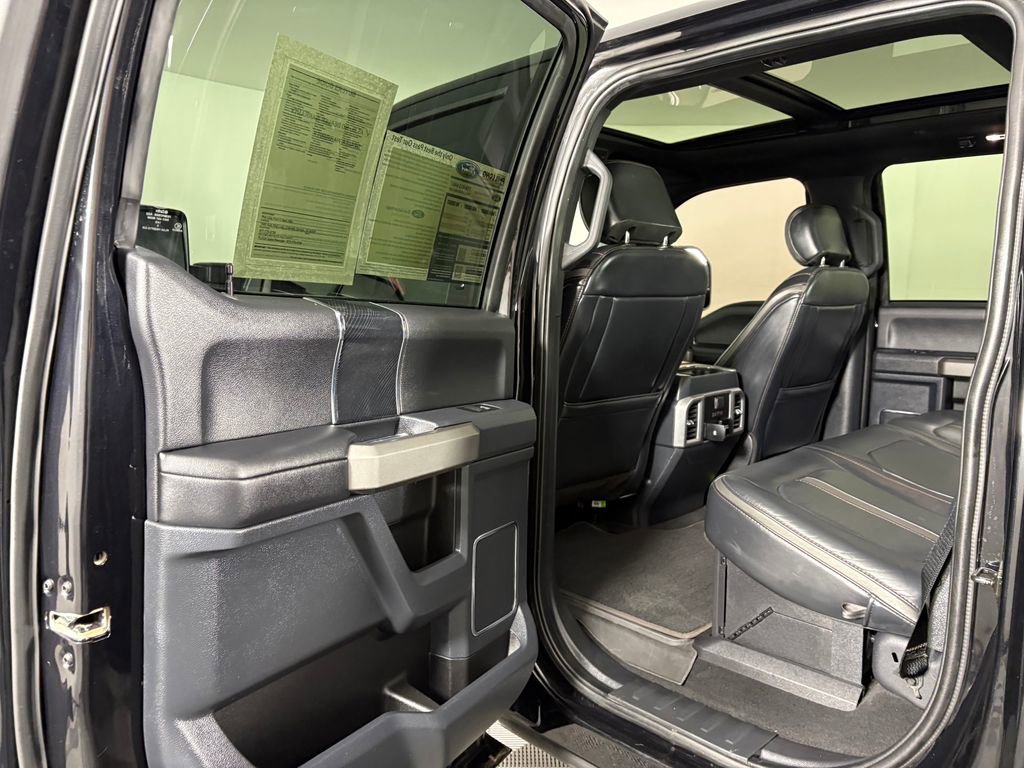 Certified 2022 Ford F350 Platinum w/ Tremor Off-Road Package AWD/4WD image 29