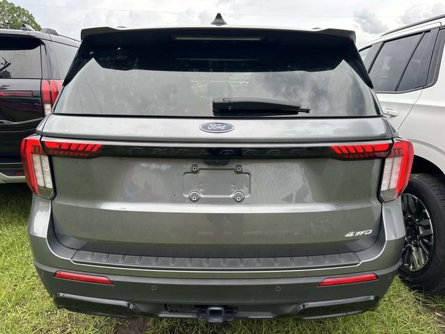 Certified 2025 Ford Explorer ST-Line w/ ST-Line Street Pack AWD/4WD image 4