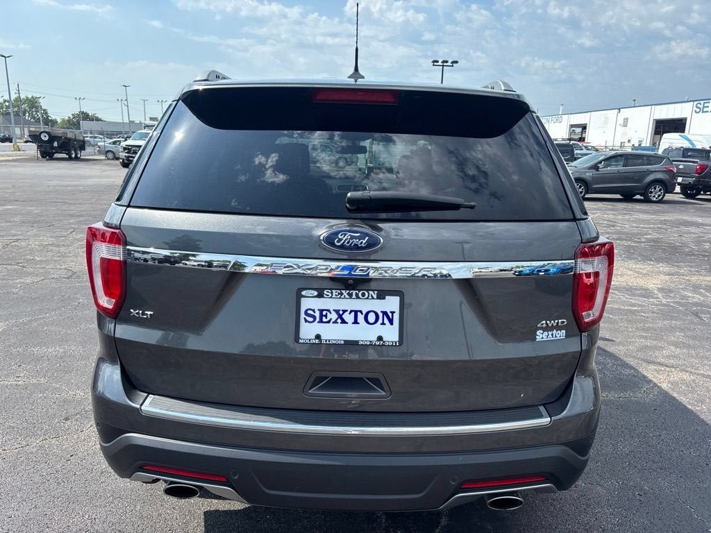 Certified 2018 Ford Explorer XLT w/ Equipment Group 202A AWD/4WD image 8