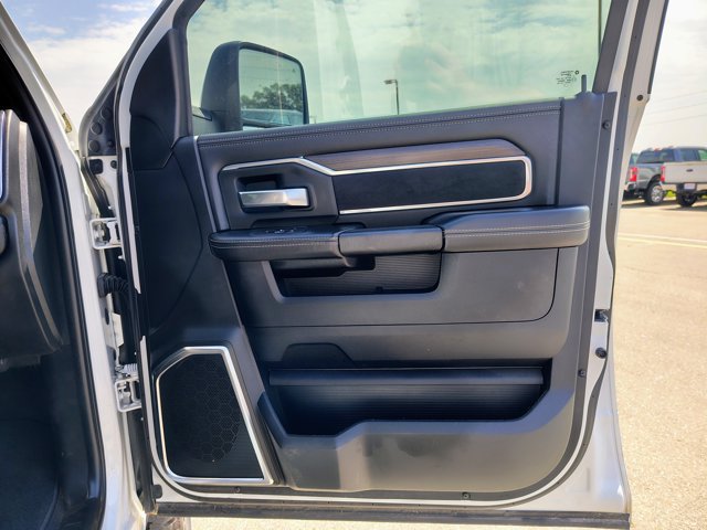 Used 2025 RAM 2500 Laramie w/ Sport Appearance Package AWD/4WD image 14